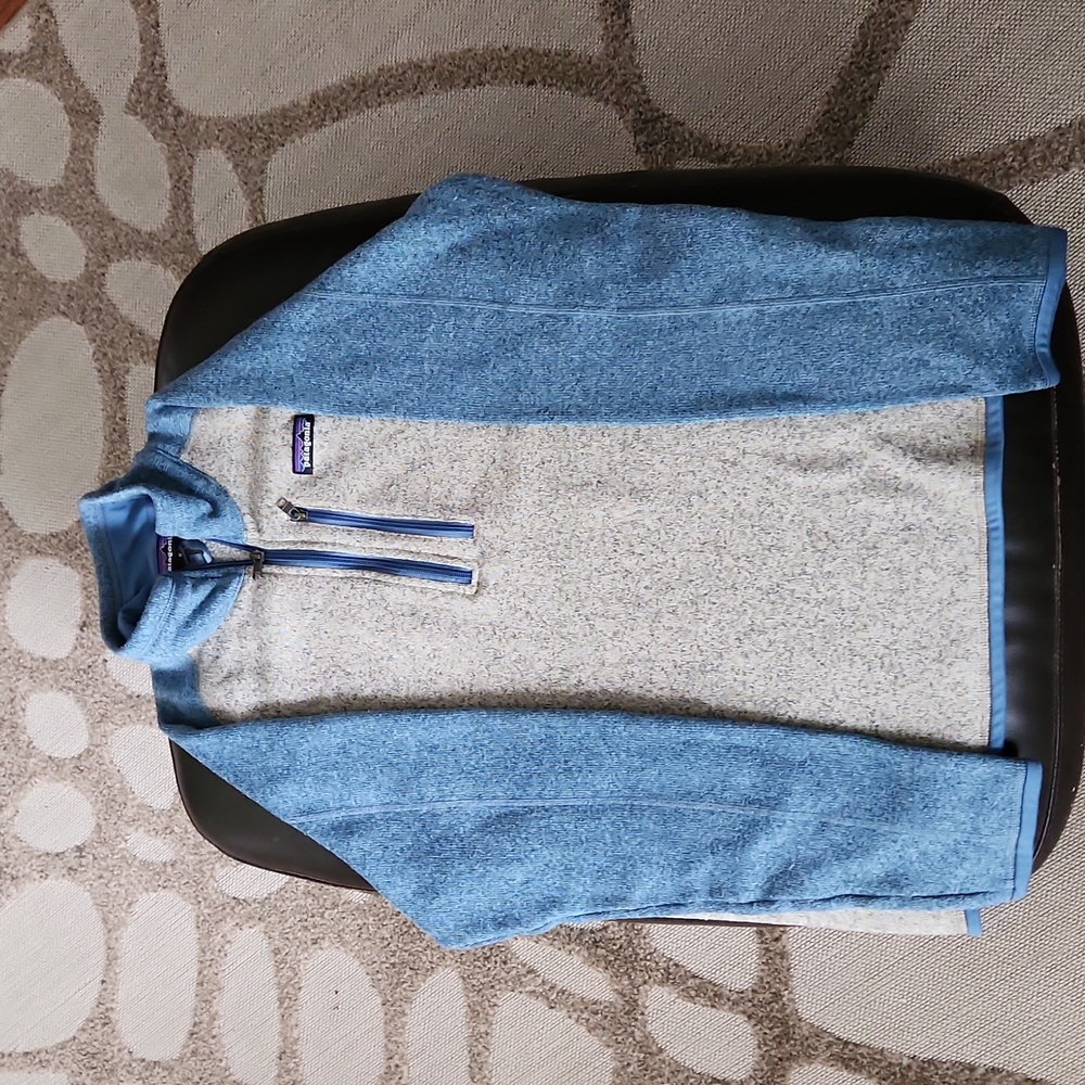 Patagonia quarter zip sweater